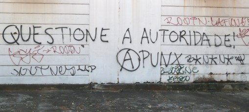 Abiaxo da autoridade - photo by mamcasz