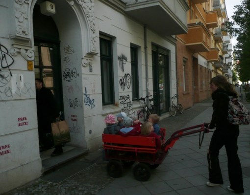 People in Berlin 1 by Mamcasz